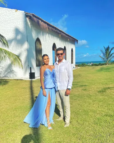 A jovem destacada Camila Valente Caldeira Bevervanço recebeu as felicitações pela troca de idade na última segunda-feira (7). No registro, Camila e seu marido Murillo Bevervanço.  Da coluna RC os votos de felicidades e sucesso.