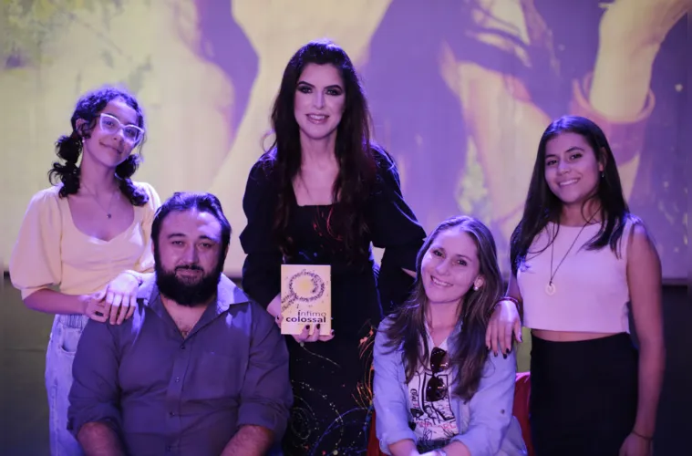 Julia Kalva, Júlio César Palhano, Renata Regis Florisbelo, Melissa Kalva e Paola Kalva