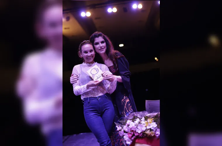 Morgana Sauka e Renata Regis Florisbelo