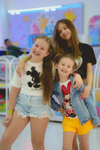 Meirielyn Grziebeluca, Maria Eduarda Krutsch e Emanuelly Krutsch