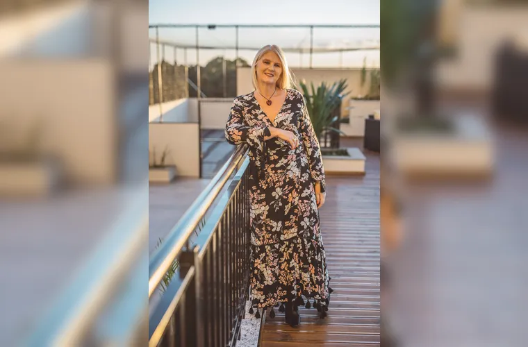 Tania Kaminski Borato reserva o dia de hoje (15) para celebrar mais um ano de vida, recebendo o carinho de amigos e familiares. Atuante em causas sociais e presença constante nos eventos filantrópicos da cidade, Tania é inspiração para muitos. Da Coluna RC, os votos mais afetuosos de felicidades e muitas realizações!