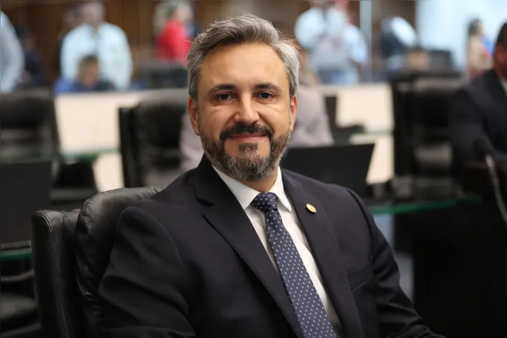 Representante de Ponta Grossa no Poder Legislativo, Fabio Oliveira (Podemos) participa da discussão sobre o PELT