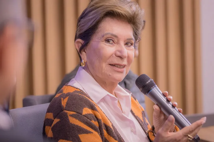 Elizabeth Schmidt, Prefeita de Ponta Grossa, no anúncio do investimento de mais de R$ 12 milhões na UEPG