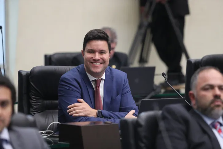 "Não adianta o Estado estar também com a conta equilibrada, tudo organizado e o cidadão sem dinheiro", destaca Guto Silva