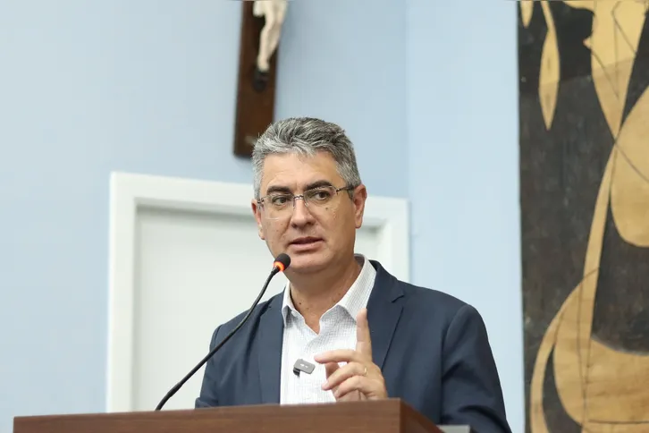 "Trabalhamos para os municípios conseguirem porque, como falei, o vereador tem o olho clínico e sabe que lá no posto de saúde, por exemplo, tem problema," finaliza Küller