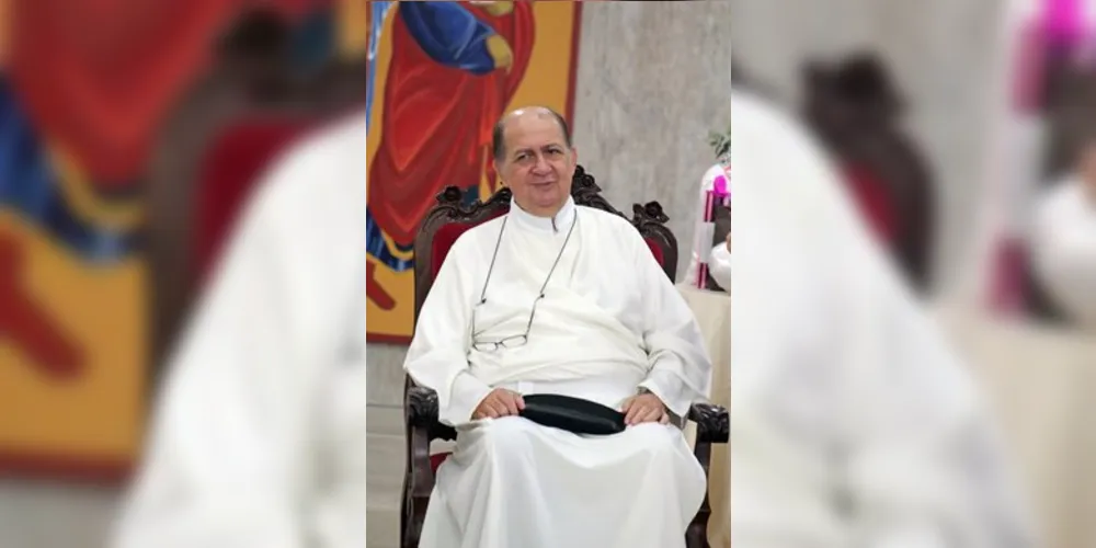 Padre Wilton M. Lopes, reconhecido líder religioso que comanda a Paróquia Santa Rita de Cássia e também diversos projetos sociais na cidade, é o nosso aniversariante do dia. Da coluna RC o desejo de muita saúde e disposição para seguir semeando o bem através da sua religiosidade