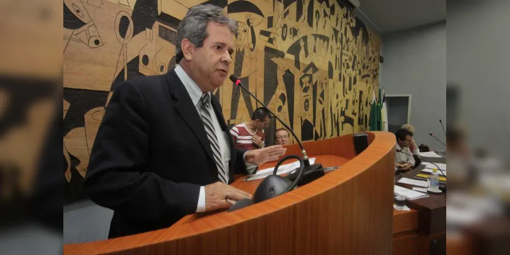 Imagem ilustrativa da imagem Informe: Valtão é afastado para tratamento