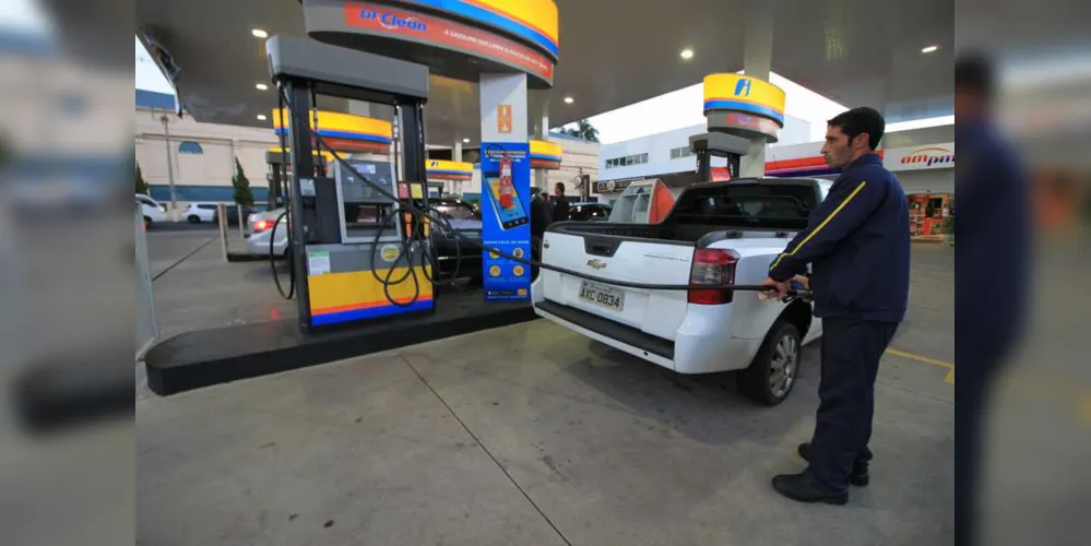 Imagem ilustrativa da imagem Preço da gasolina e do etanol cai em Ponta Grossa