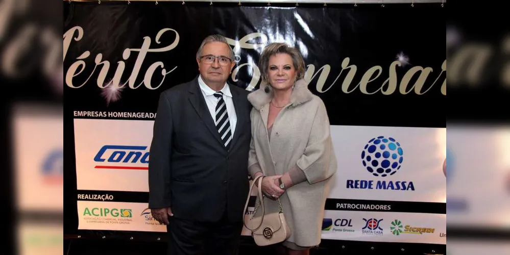 O presidente ACIPG, Douglas Taques Fonseca e sua esposa Catarina Fonseca