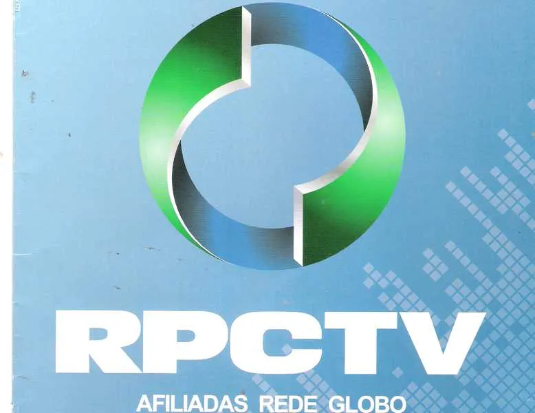 A Rede Paranaense de Comunicação, RPC, afiliada da Rede Globo, passa a dirigir a programação que antes era do canal 12 da Capital. A capa da tabela de preço apresentada era de outubro de 2008 a março de 2009.