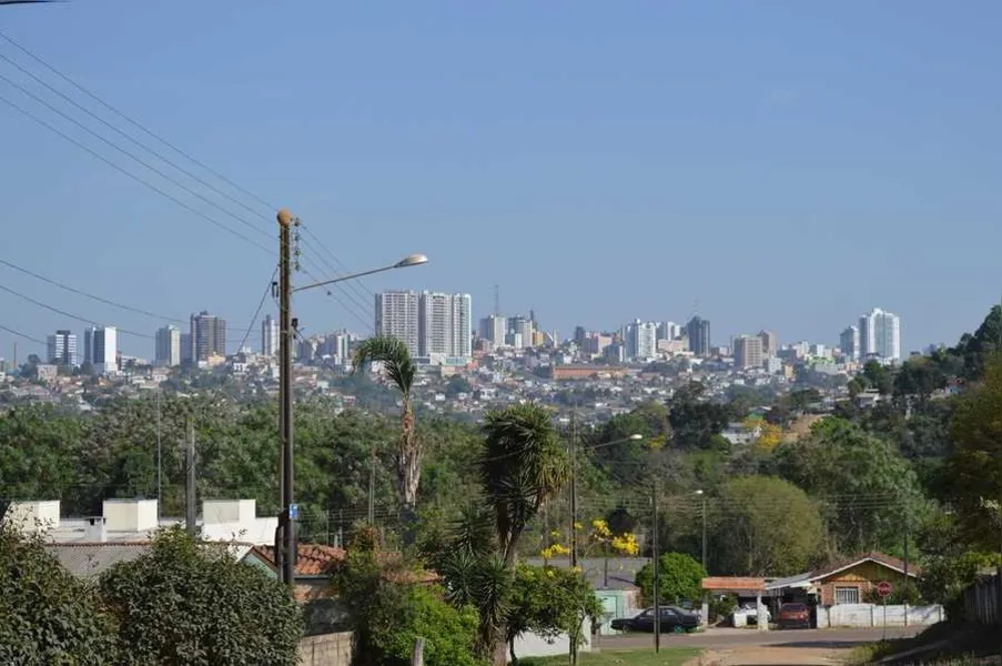 Ponta Grossa foi fundada em 15 de Setembro de 1823. A cidade hoje é a quarta maior do estado.