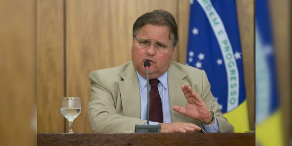 Geddel Vieira Lima fala sobre a reunião de líderes com Temer 
Brasília - Ministro da Secretaria de Governo, Geddel Vieira Lima durante coletiva sobre a reunião dos líderes com o presidente interino, Michel Temer 
Foto: Fabio Rodrigues Pozzebom/EBC//FotosPúblicas