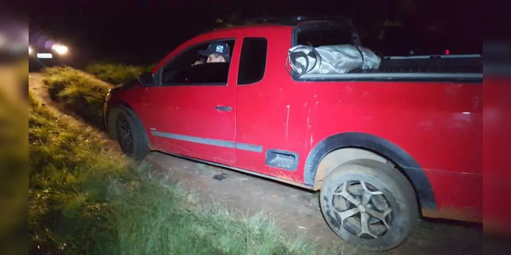 Imagem ilustrativa da imagem Dupla para em operação da GM e é presa com carro roubado