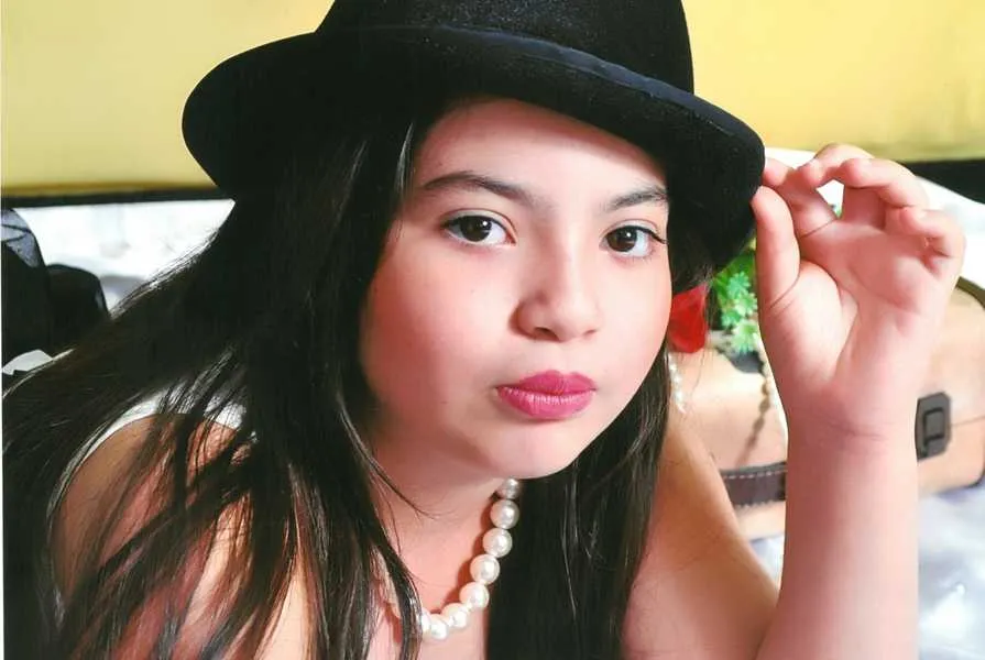 A guaratubana Maria Luíza de Moura Barbara Rosa, comemorou mais um aniversário com seus familiares e amigos de Ponta Grossa, na última sexta-feira (19).