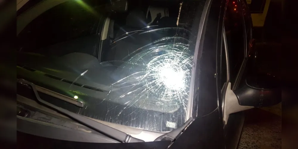 Imagem ilustrativa da imagem Motorista reage a assalto e ladrões desistem de roubo
