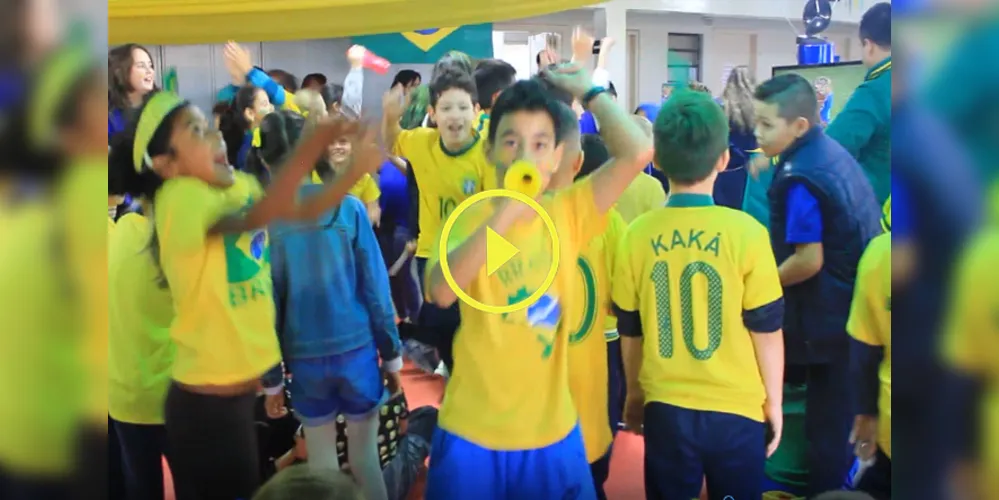Imagem ilustrativa da imagem Crianças de CMEI comemoram vitória da seleção brasileira