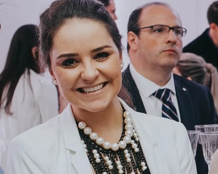 CELEBRAÇÃO - A médica Acylina Falavinha Barros reserva o domingo (15), para receber as felicitações pela chegada de idade nova. Da coluna RC os votos de muitas realizações.
