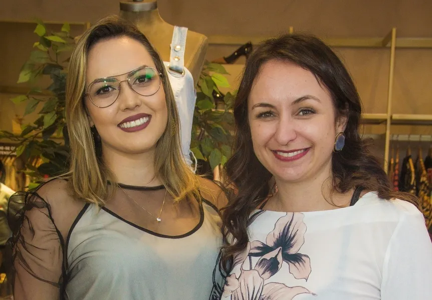 Debora Lima e Maria Priscila Alves Nabozni