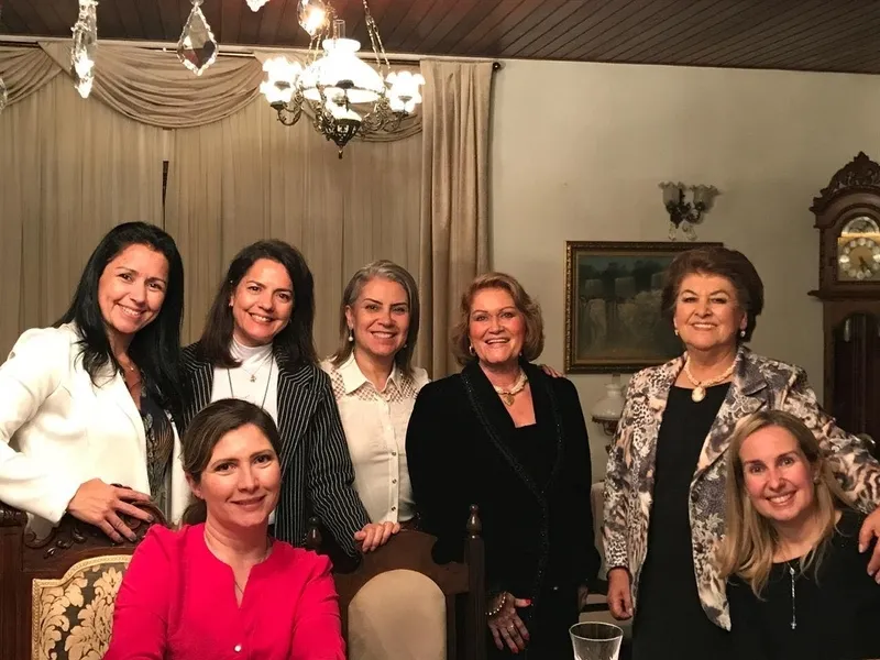 Cristina Marques, Ana Lucia Faria, Suzana Severo, Elba Lozza de Moraes, Aracy Zadorosny, Daniele Scheim e Andreia Klunck