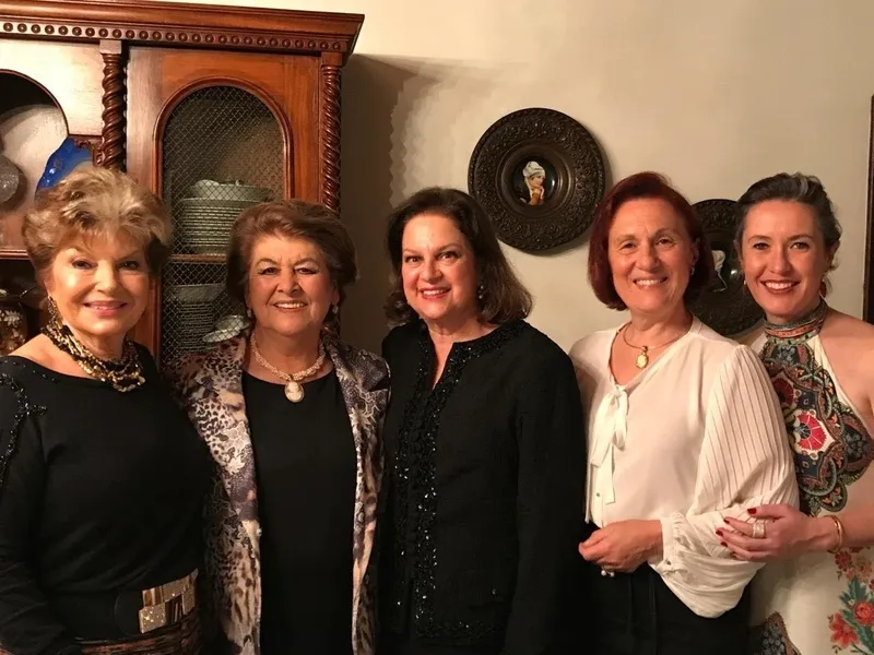 Stella Maris Gravina, Aracy Zadorosny, Maria Isabel Wosgrau, Thelma Cosmoski Campagnoli e Paula Cosmoski Campagnoli