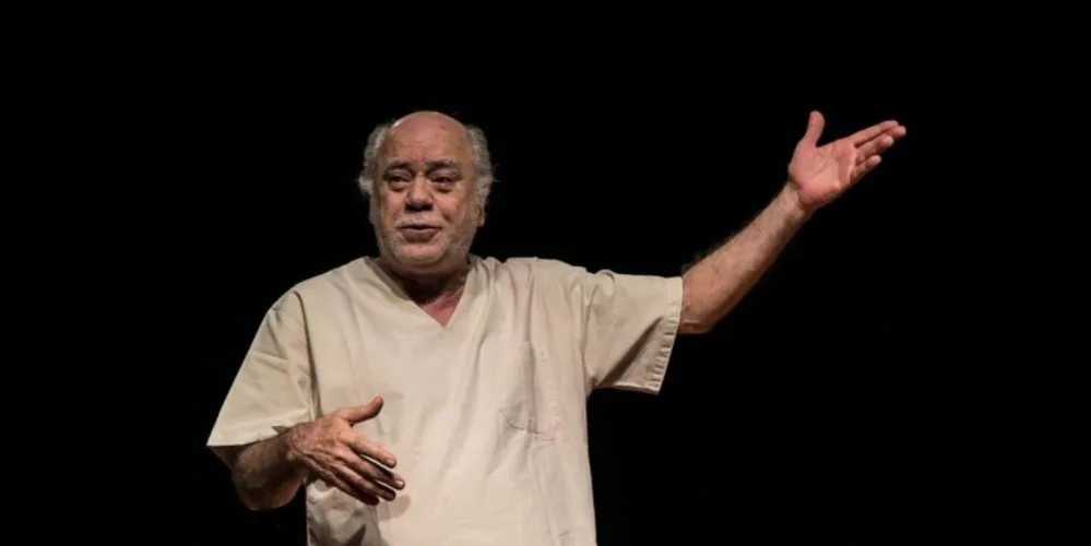Espetáculo ‘O Julgamento de Sócrates’, com Tonico Pereira, será apresentado no Cine-Teatro Ópera