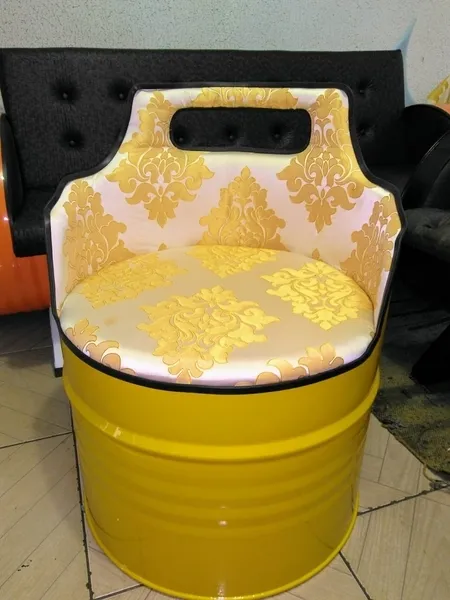 Empresa produz diversos tipos de móveis em tambor personalizados