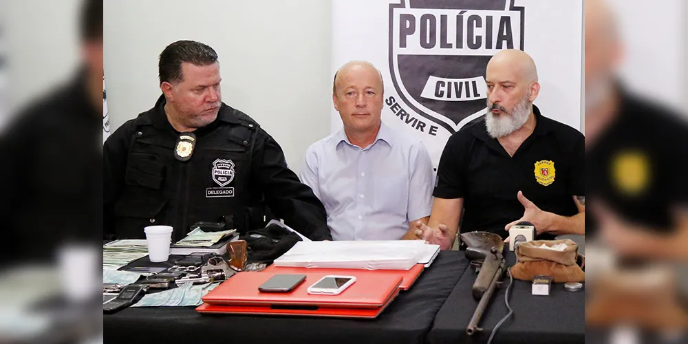 Nagib (dir.) assumirá o comando da 13ª SDP em cerimônia que oficializa a saída de Danilo Cesto (centro)