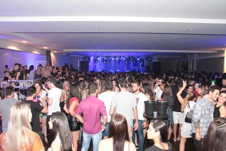 Sunset e agenda de eventos Ponta Lagoa