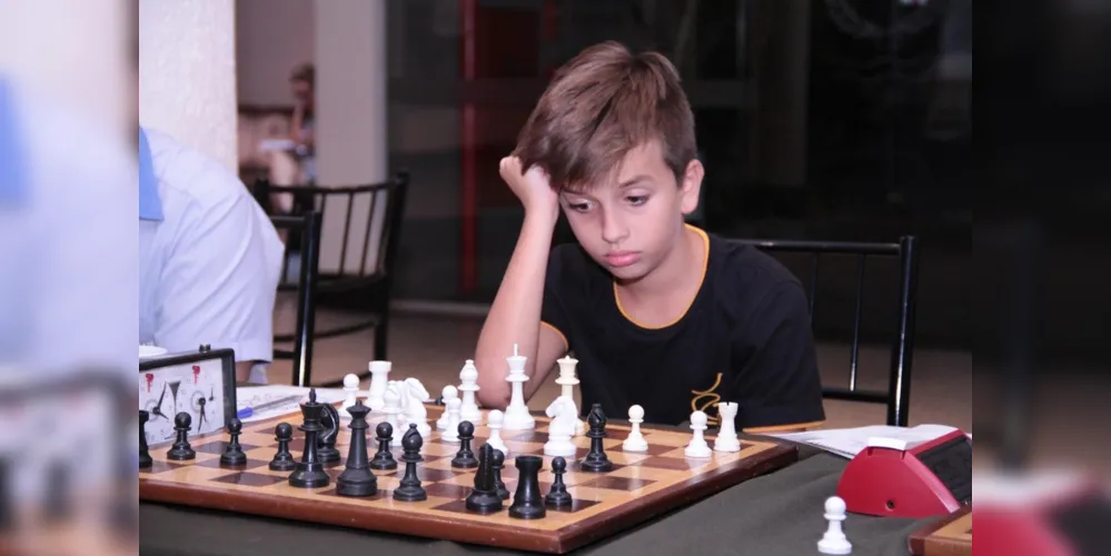 Imagem ilustrativa da imagem Treino para o campeonato paranaense de xadrez