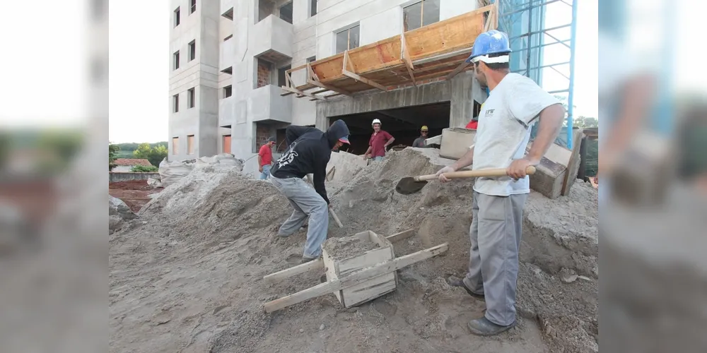 Construção Civil foi destaque em março