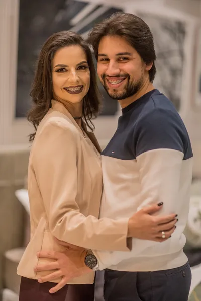 Noel Guilherme Kostiureckzo e  Juliene Gonçalves Rosa 