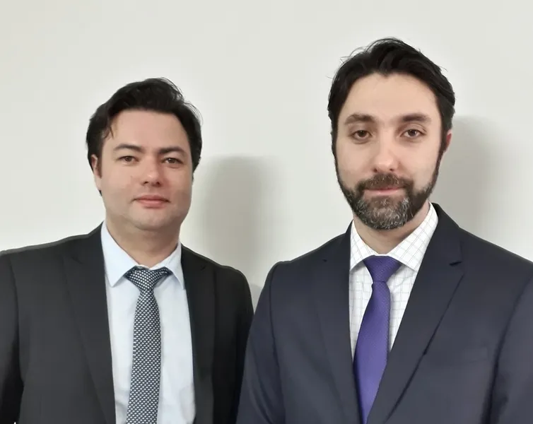 Thiago Fuzinelli e Marcus Cabulon, (advogados do Condor Super Center)