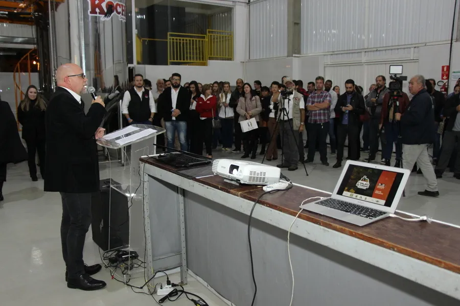 O Salão de Turismo dos Campos Gerais, que prevê 250 mil visitantes em 10 dias de evento
