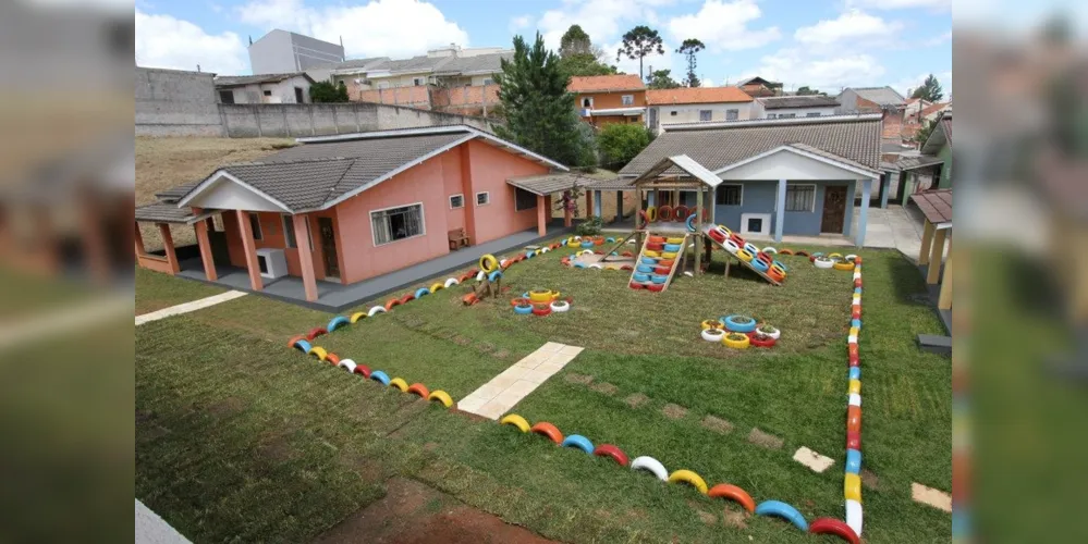 A instituição acolhe desde 2011 crianças em situação de risco pessoal
e/ou social. Mais de 3000 crianças já foram atendidas
