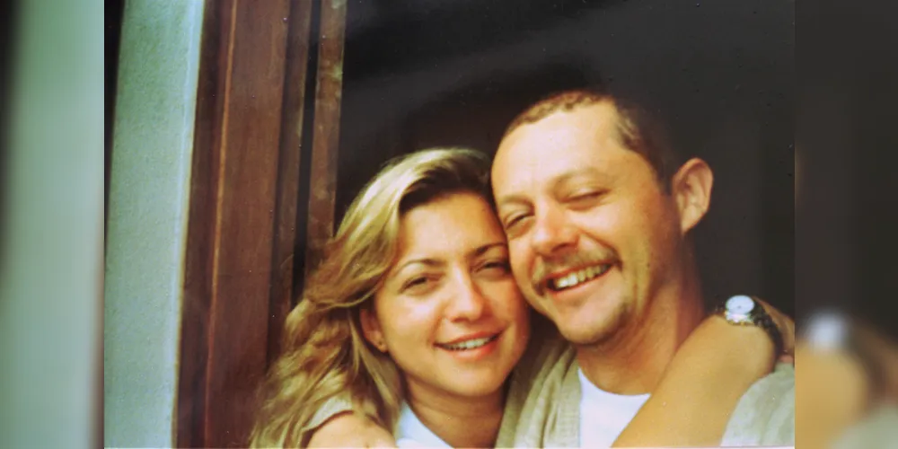 O ex-promotor Igor Ferreira da Silva, foi condenado em 2001, a 16 anos e quatro meses de prisão por matar a tiros a própria mulher
