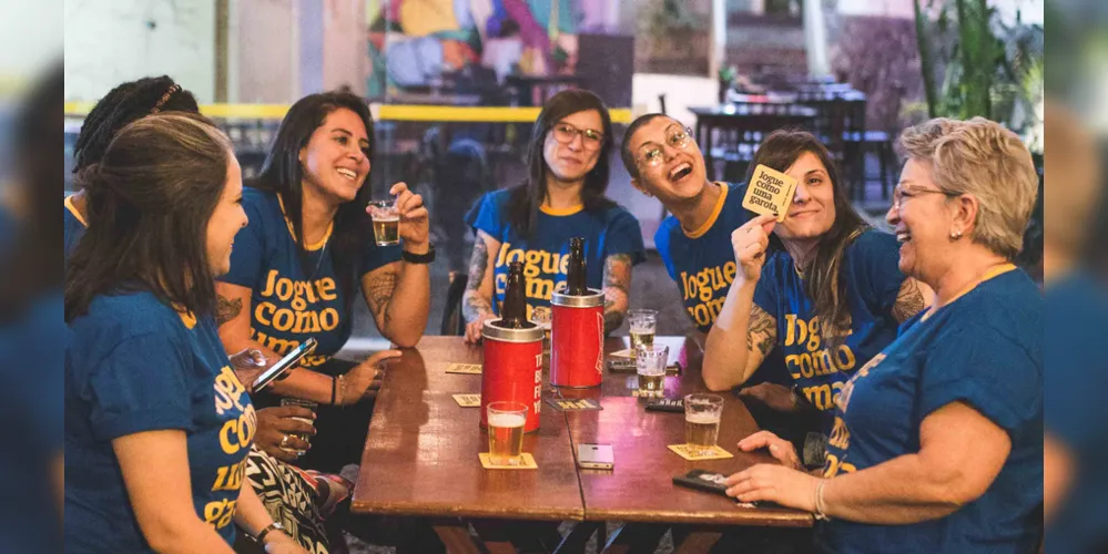 Jogos da seleção brasileira serão transmitidos ao vivo e a marca-protesto promove ação em 21 cidades, de 13 Estados e o Distrito Federal, em bares geridos por mulheres