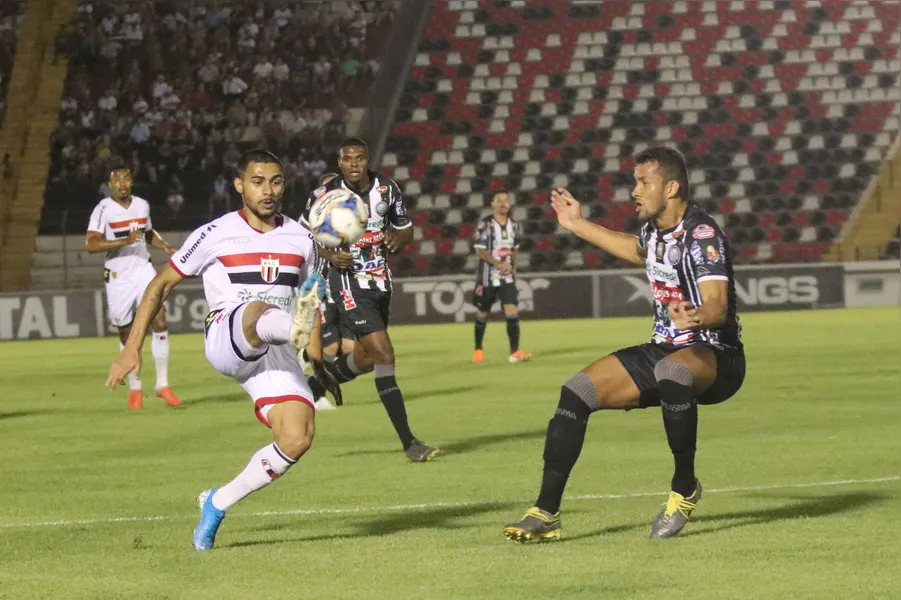 Na raça, Operário empata com o Botafogo-SP com gol nos acréscimos