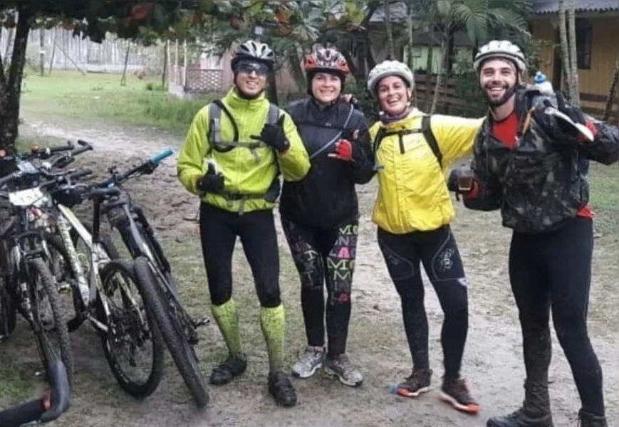 O projeto será desenvolvido através da oferta da prática de atividades esportivas, em dois grandes eixos: “Natação em águas abertas/atividades de aventura” e “Esportes de Aventura ao ar livre/natureza”.

