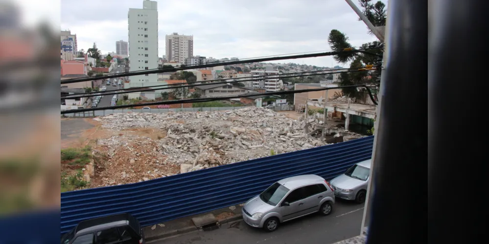 Imagem ilustrativa da imagem Mercadão começa a ser construído na segunda-feira