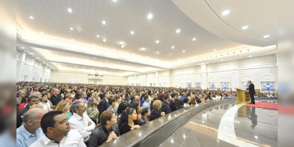 A programação de cunho religioso vem perdendo espaço dentro das emissoras