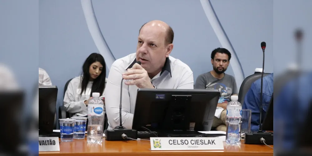 Proposta de Celso Cieslak (PRTB) prevê cassação de alvará de estabelecimento que discriminar clientes pela religião