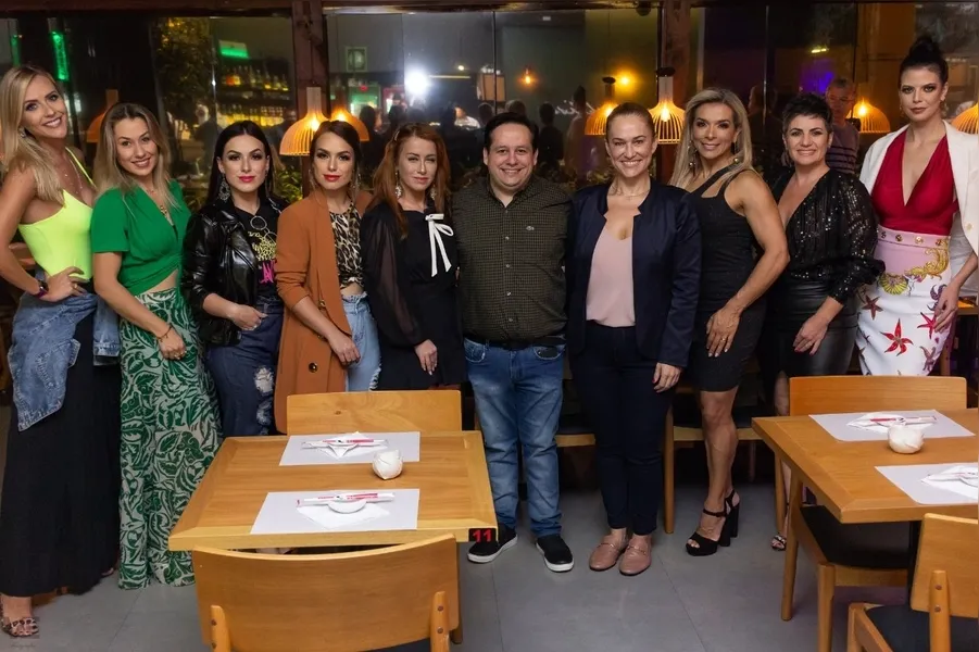 Os Embaixadores Palladium e a diretora de Marketing do Palladium Shopping.