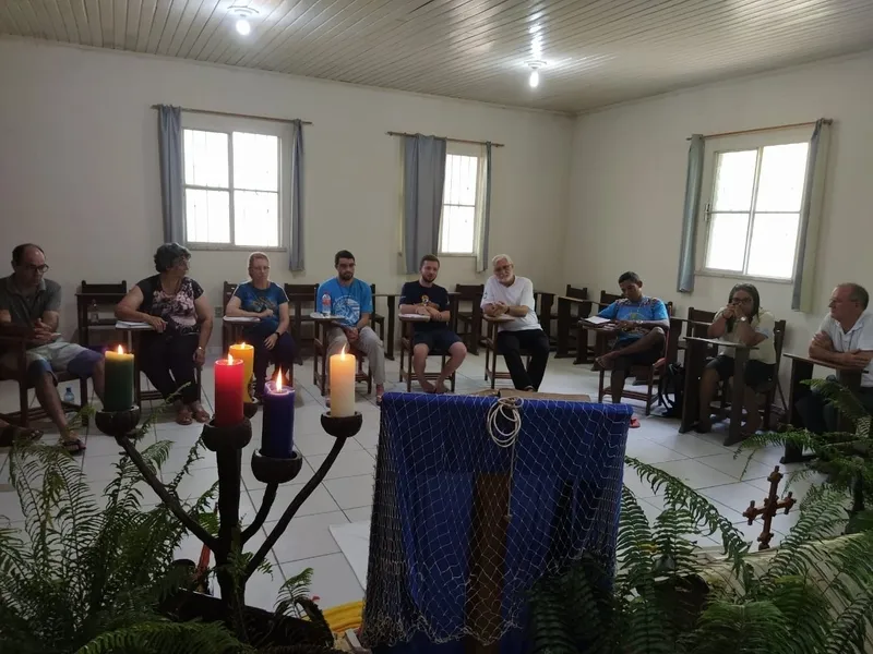 Grupo se reúne com catequistas e agentes da Diocese Irmã

