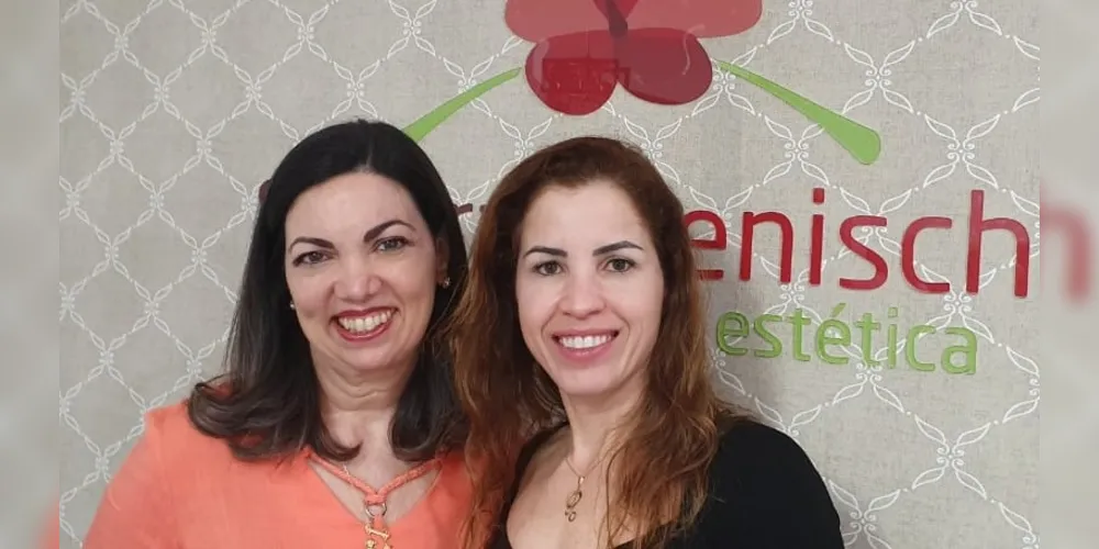 Sandra Haenisch e Elaine Cristina Moreira Schnaider
