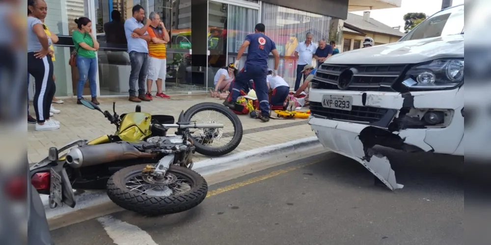 Colisão foi registrada no cruzamento das ruas Balduíno Taques e Ricardo Lustosa Ribas, na Vila Estrela