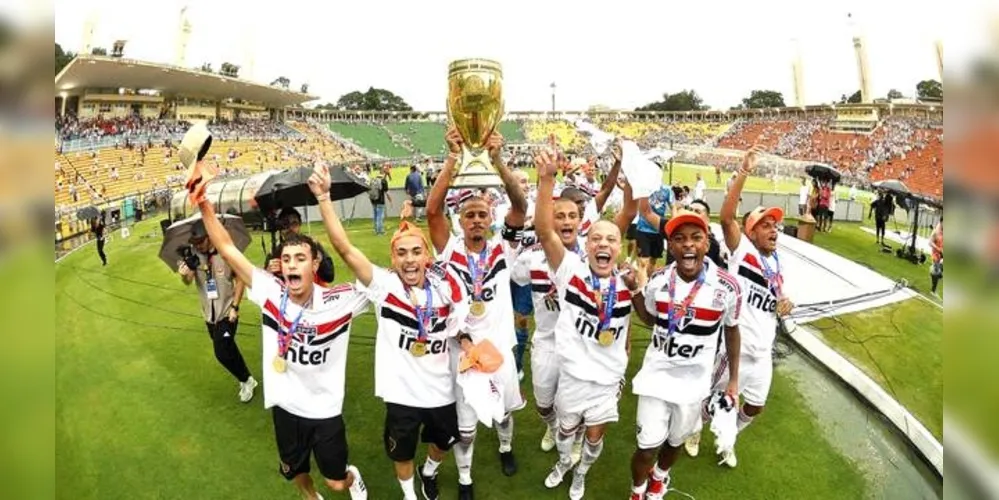 Imagem ilustrativa da imagem Operário fica em grupo com atual campeão da Copinha