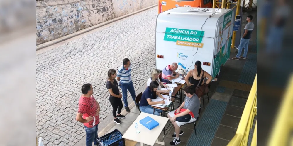 Imagem ilustrativa da imagem Ação ofertou serviços gratuitos voltados à empregabilidade