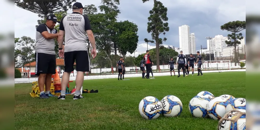 O Fantasma treinou no campo do Guarani na tarde desta quinta-feira (02).