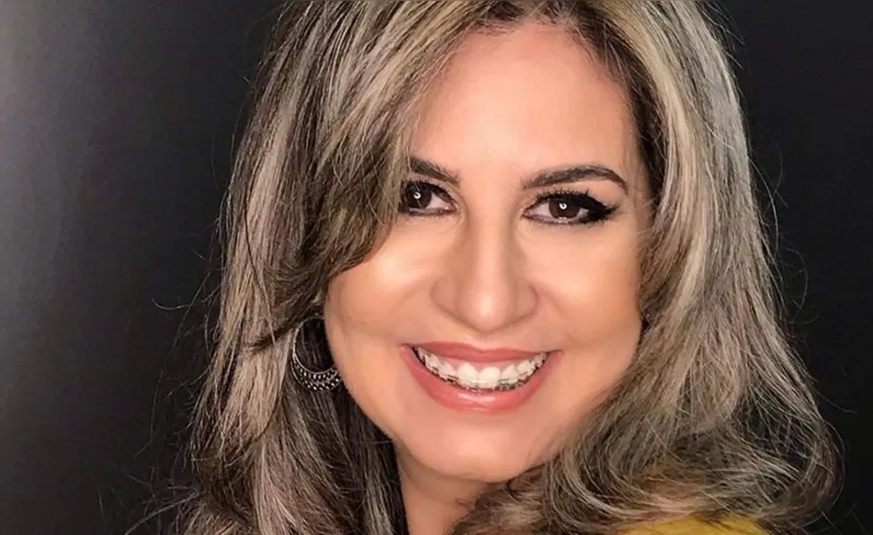 NOVO CICLO - Valéria Soares será muito cumprimentada pela troca de idade no próximo domingo (2). Da coluna RC os votos de alegrias e sucesso.