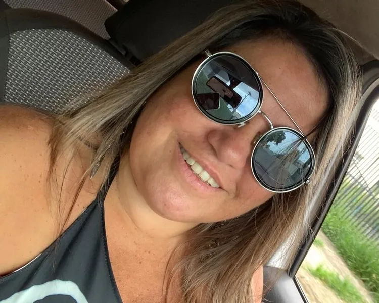 BDAY - Celeste Caldas é uma das mais conhecidas arquitetas de Ponta Grossa. Responsável por ambientes de extremo bom gosto e sofisticação Celeste recebe da coluna RC os desejos de muitas alegrias pela troca de idade, que será nesta quarta-feira (19).
